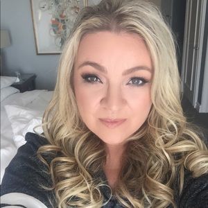 Meet your Posher, Karmen